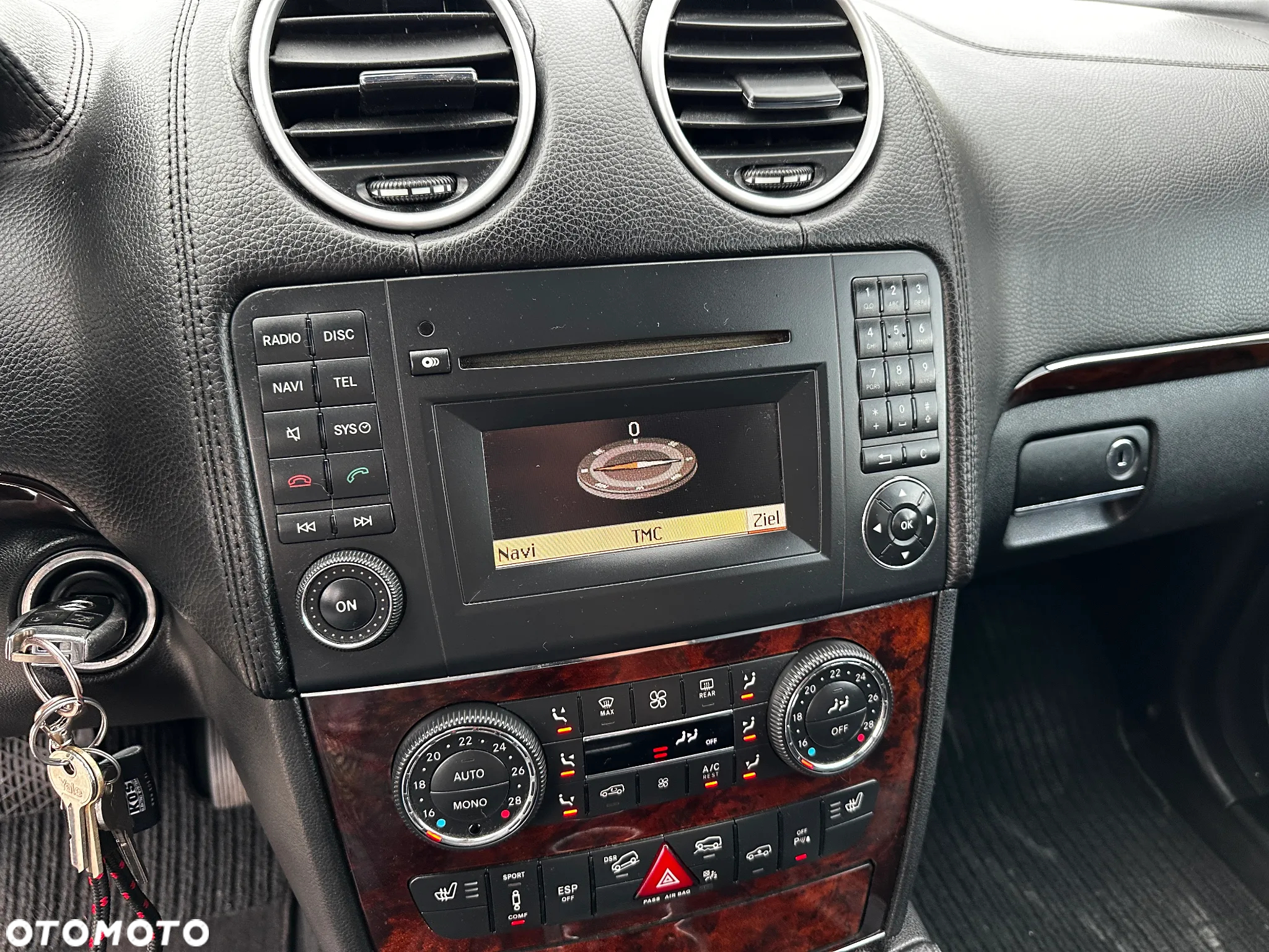 Mercedes-Benz ML - 13