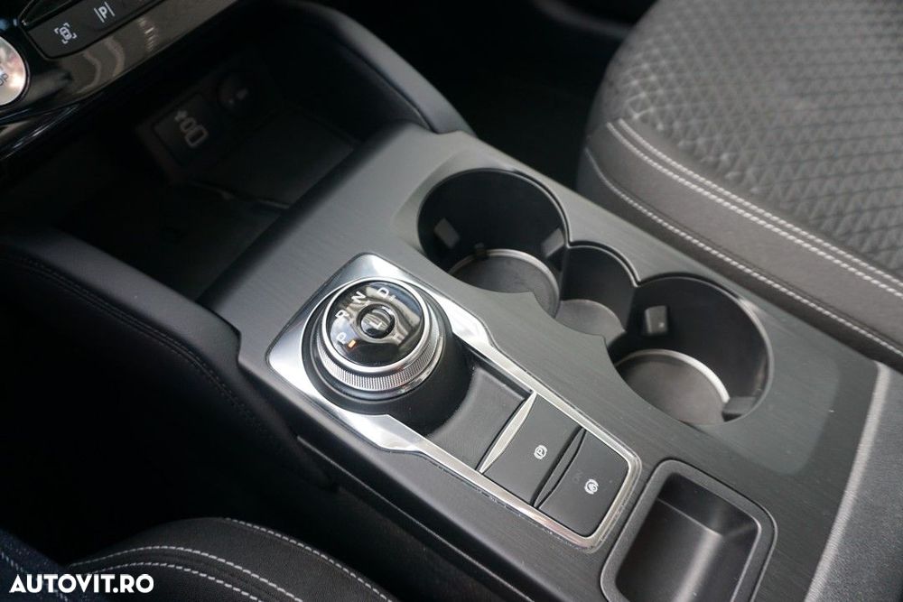 Ford Kuga 1.5 EcoBoost A8 FWD Titanium - 17