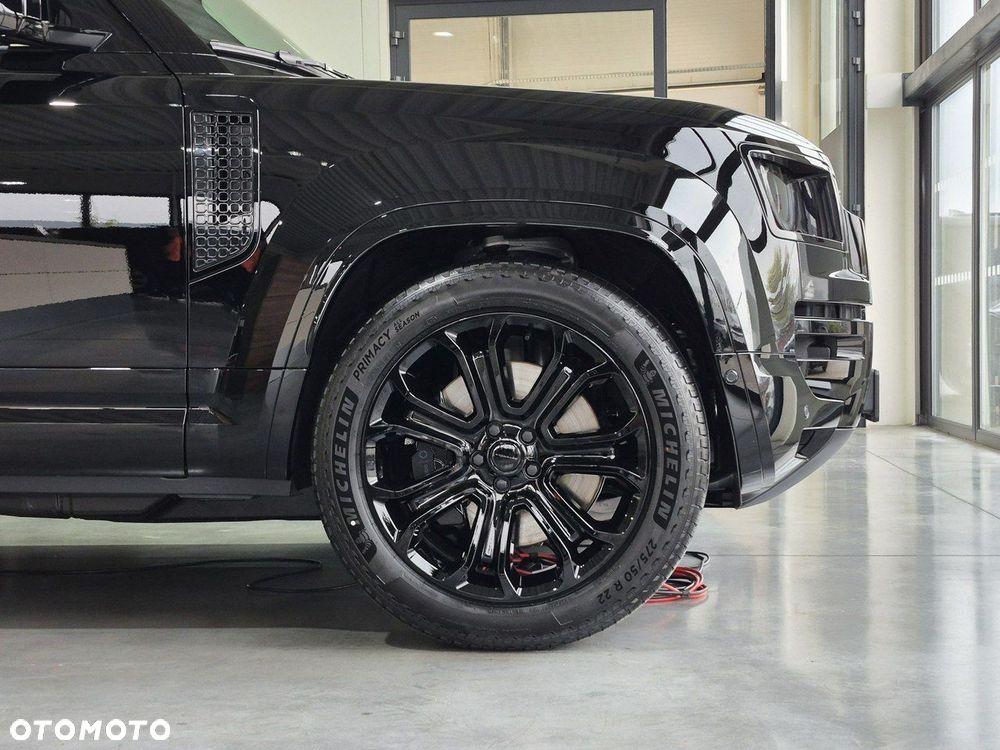Land Rover Defender - 7