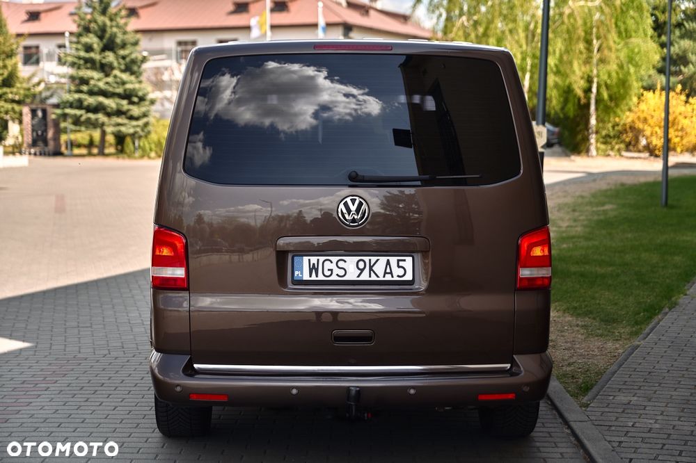 Volkswagen Multivan - 11