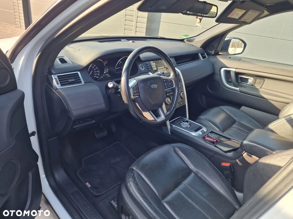 Land Rover Discovery Sport TD4 HSE Luxury - 19