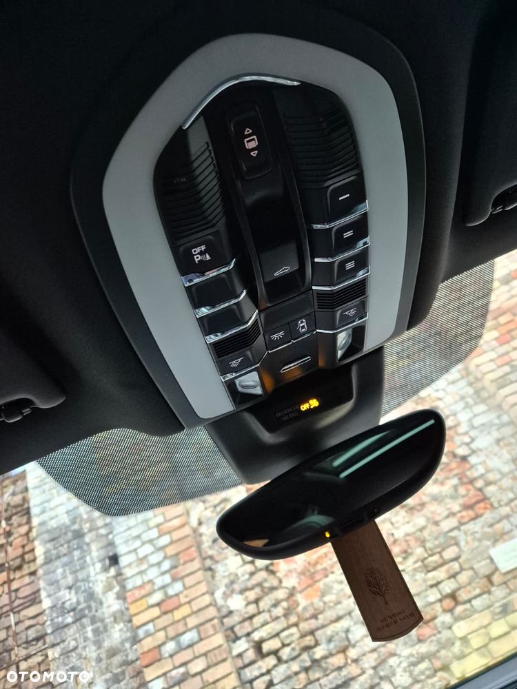 Porsche Macan S - 34