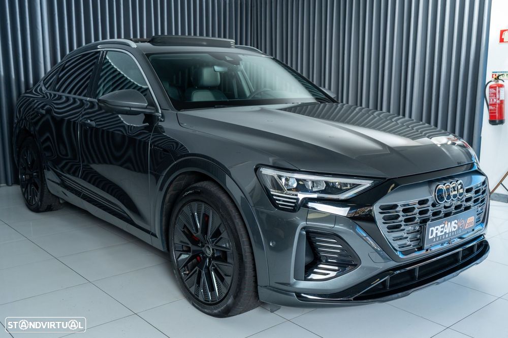 Audi Q8 e-Tron Sportback 55 quattro S line - 12