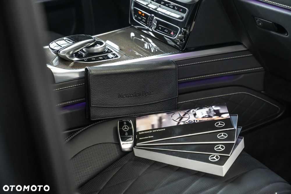 Mercedes-Benz Klasa G AMG 63 AMG Speedshift 9G-TRONIC AMG Grand Edition - 40