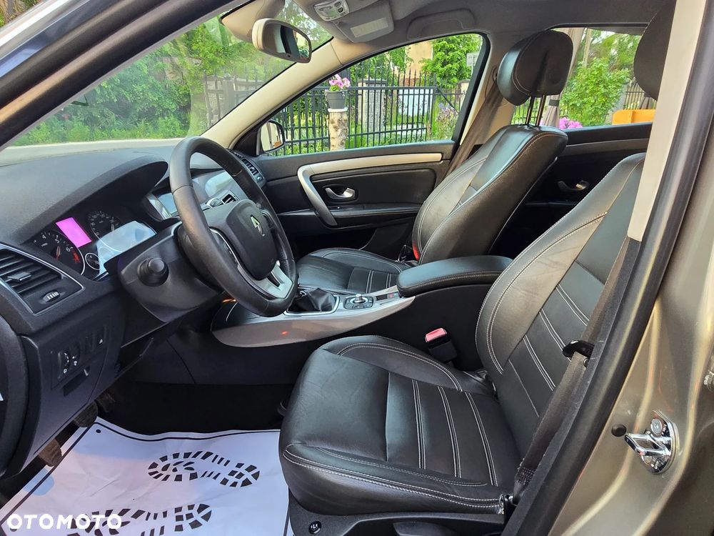 Renault Laguna 2.0 Bose Edition - 32