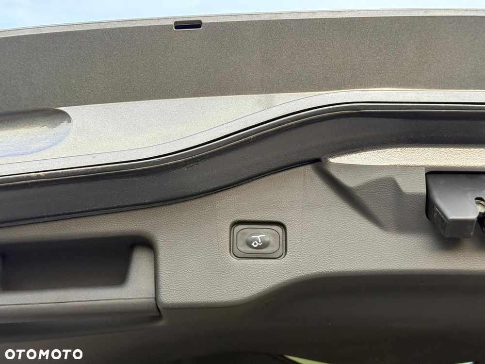 Ford Mondeo 2.0 EcoBoost STart-Stopp Autom Titanium - 10