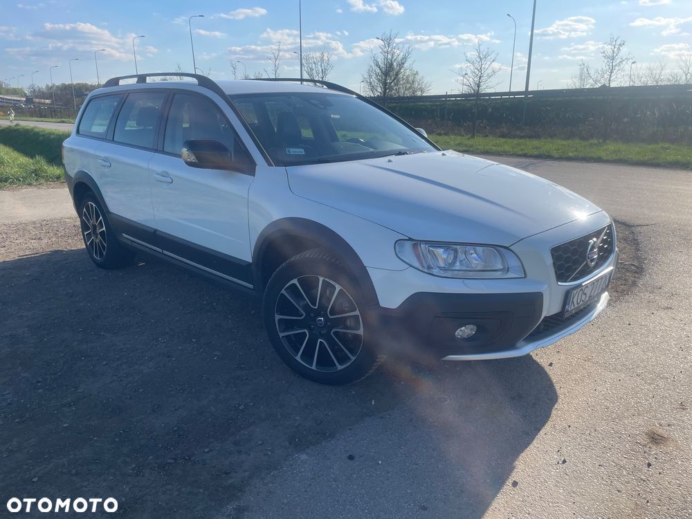 Volvo XC 70 D4 AWD Dynamic Momentum EU6 - 24