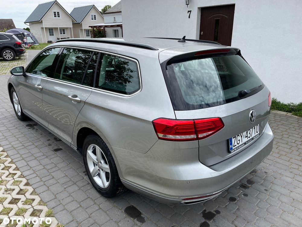 Volkswagen Passat 2.0 TDI SCR (BlueMotion Technology) DSG Comfortline - 13