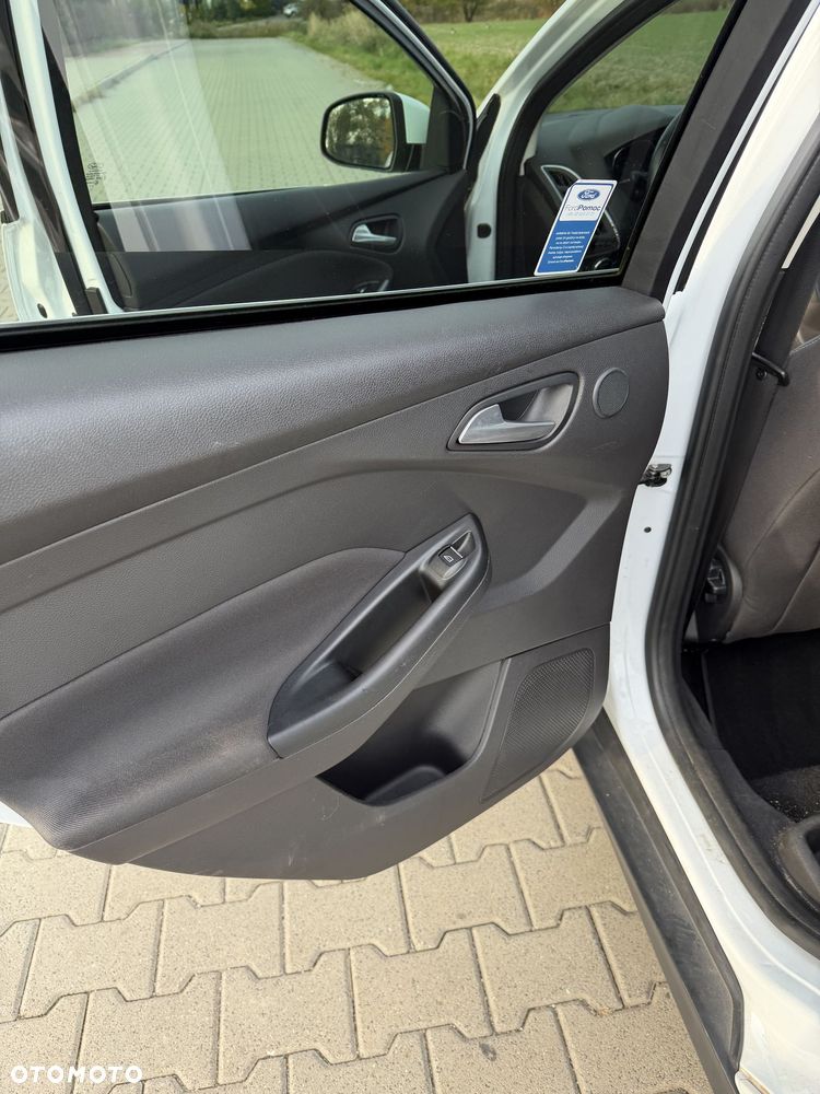Ford Focus 1.6 EcoBoost Titanium - 11
