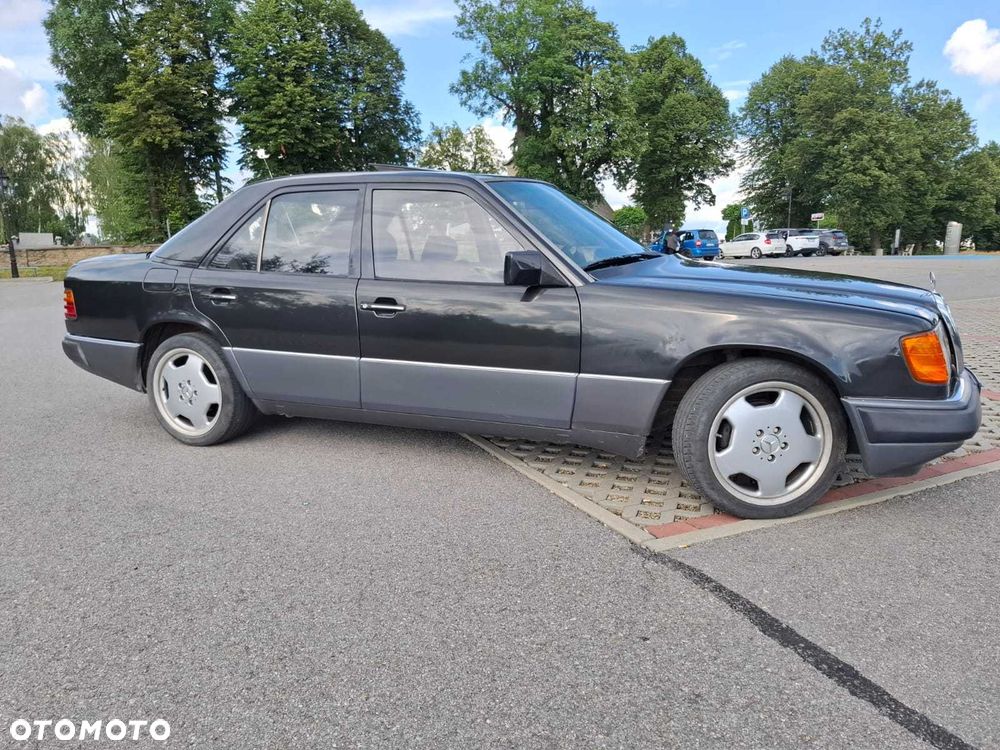 Mercedes-Benz W124 (1984-1993) - 2