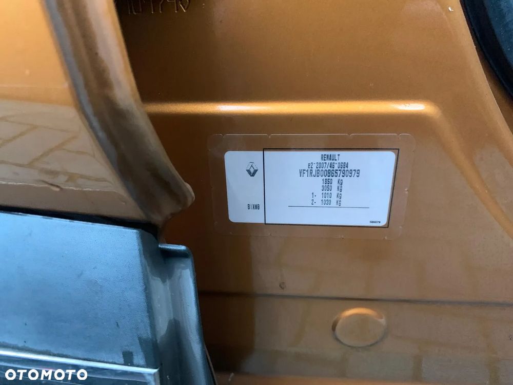 Renault Captur BLUE dCi 115 INTENS - 26