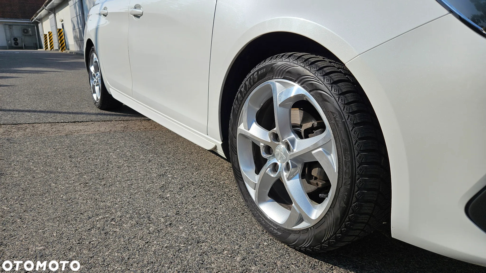Peugeot 308 BlueHDi FAP 120 EAT6 Stop&Start GT-Line Edition - 16