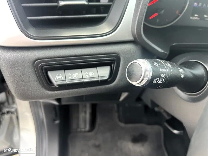 Renault Captur BLUE dCi 115 EDC BUSINESS EDITION - 13