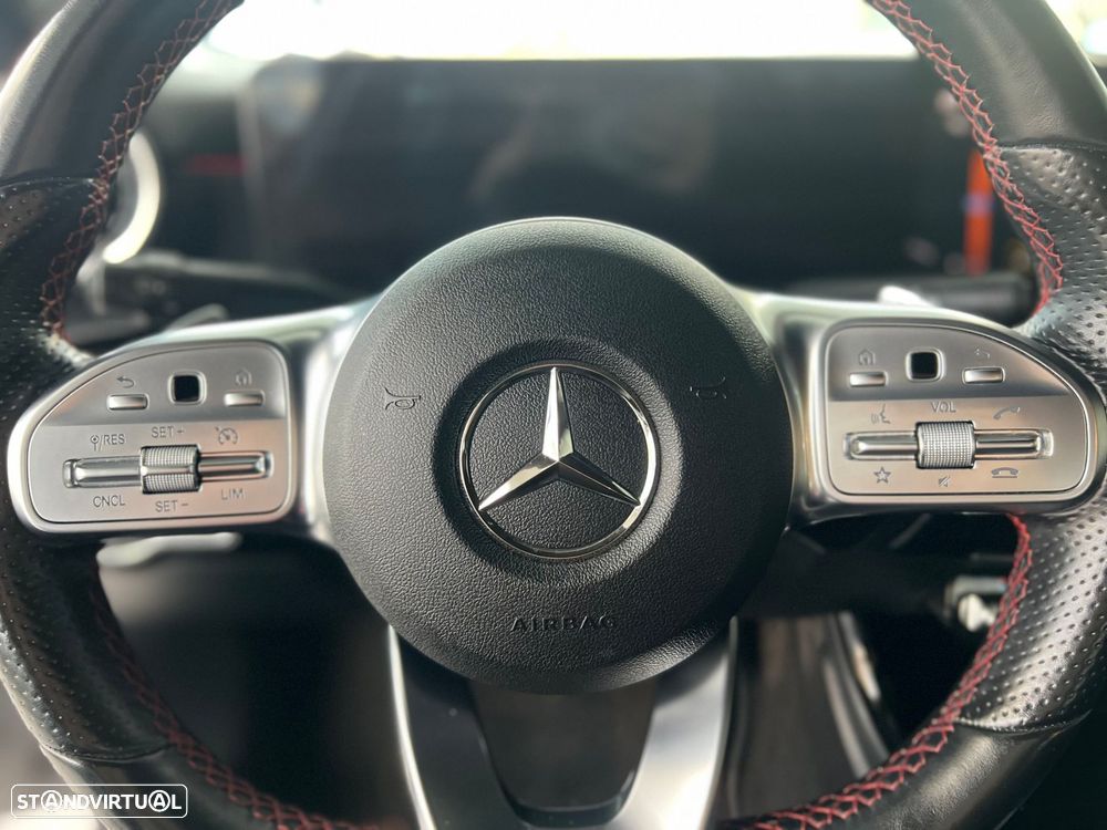 Mercedes-Benz A 250 Limousine e AMG Line - 15