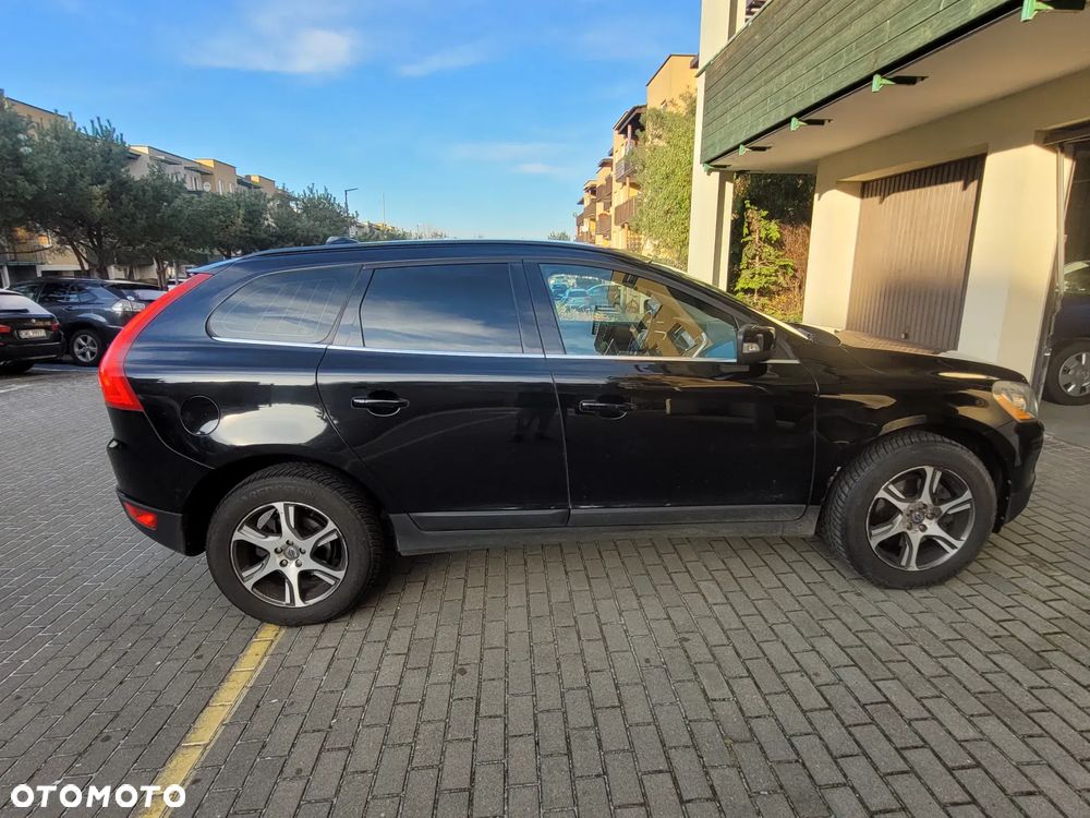 Volvo XC 60 D3 Momentum - 9