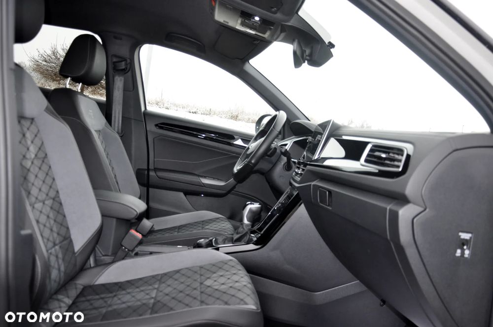 Volkswagen T-Roc 2.0 TDI SCR 4MOTION DSG R-Line - 32