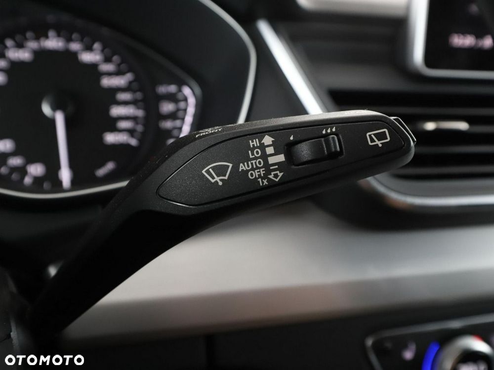 Audi Q5 55 TFSI e Quattro S tronic - 35