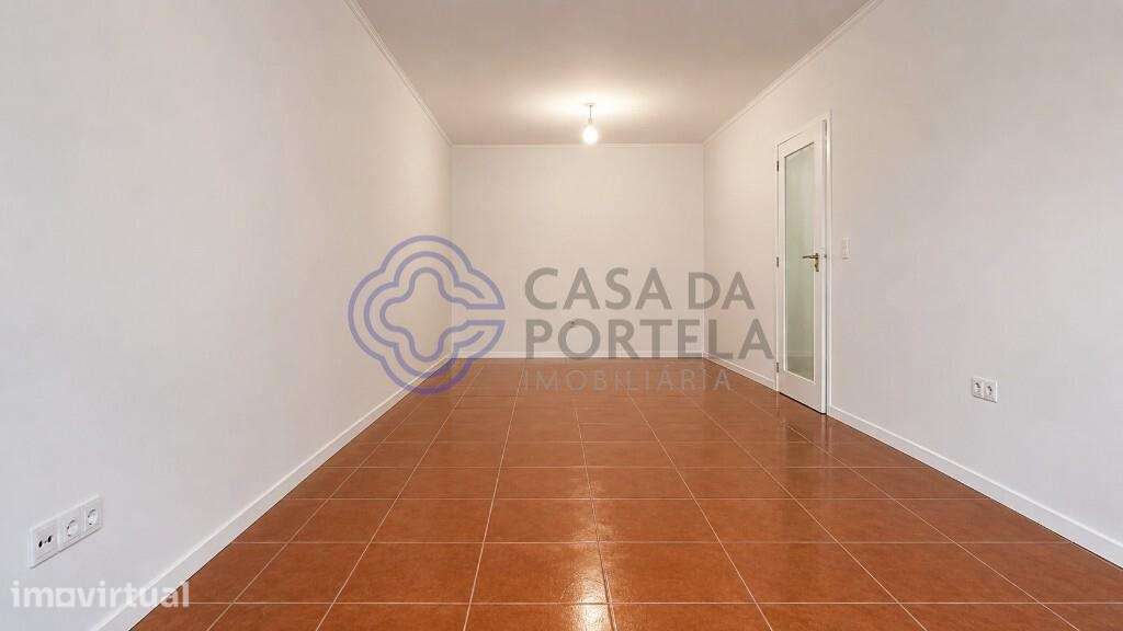 Apartamento T2 com garagem individual no centro, em Póvoa de Varzim, P - Grande imagem: 2/20