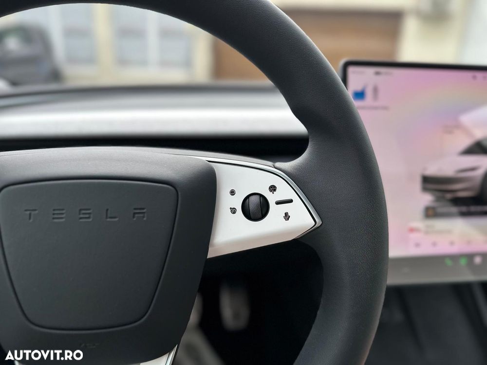 Tesla Model 3 Standard Reichweite Plus Hinterradantrieb - 30