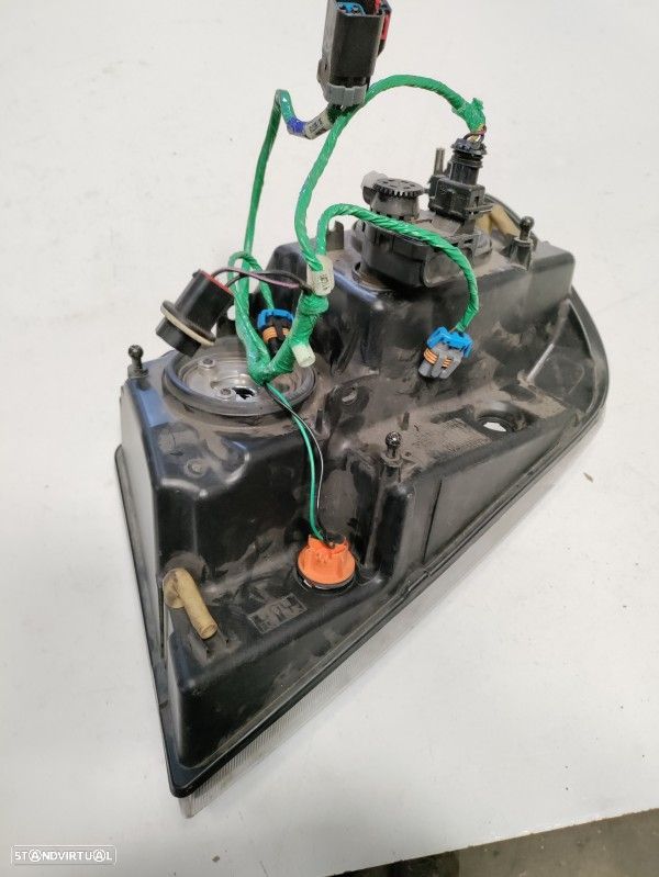 Farol Frente Direito / Otica Direita Jeep Grand Cherokee Ii (Wj, Wg) - 10