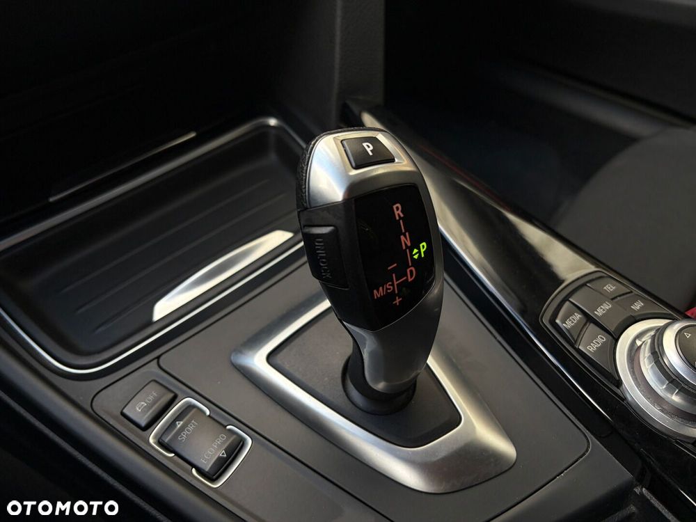 BMW Seria 4 420d Luxury Line - 37