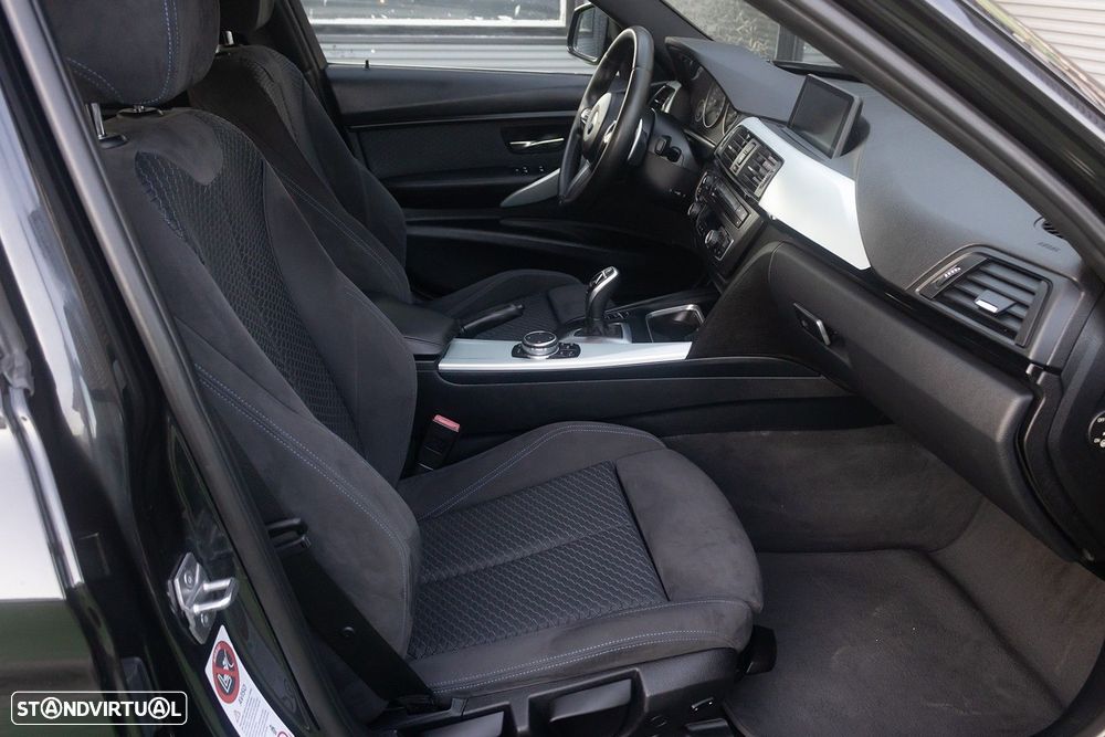 BMW 320 d Auto Pack M - 20