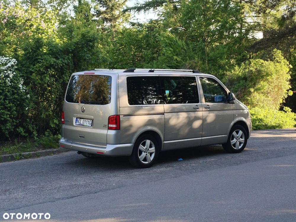 Volkswagen Multivan - 5