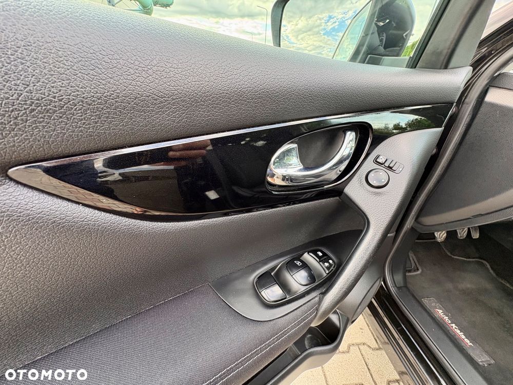 Nissan Qashqai 1.6 Tekna - 23
