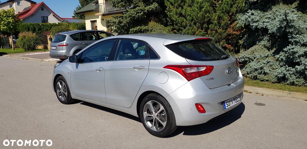 Hyundai i30 blue 1.4 YES Silver - 6