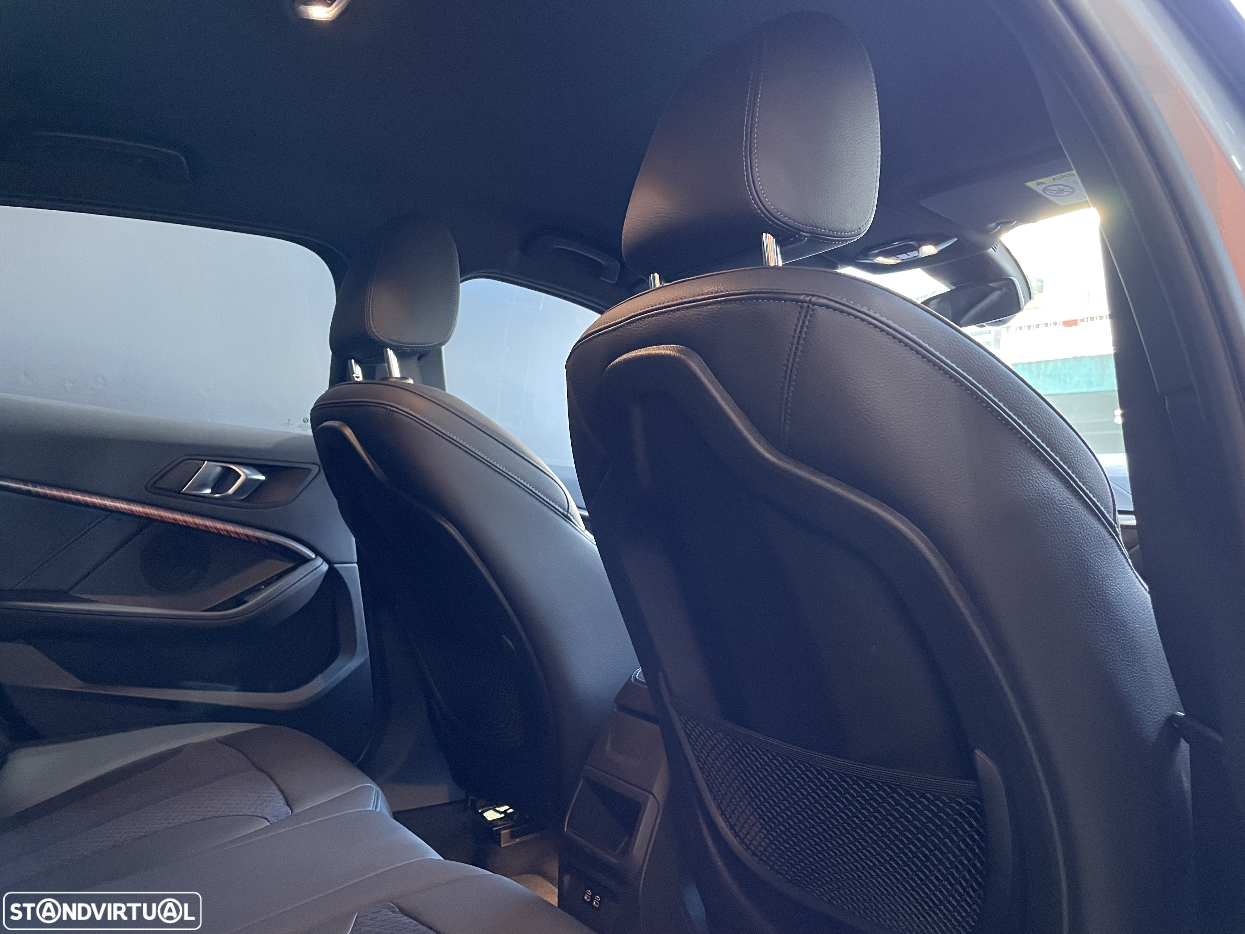 BMW 116 d Pack Desportivo M - 27