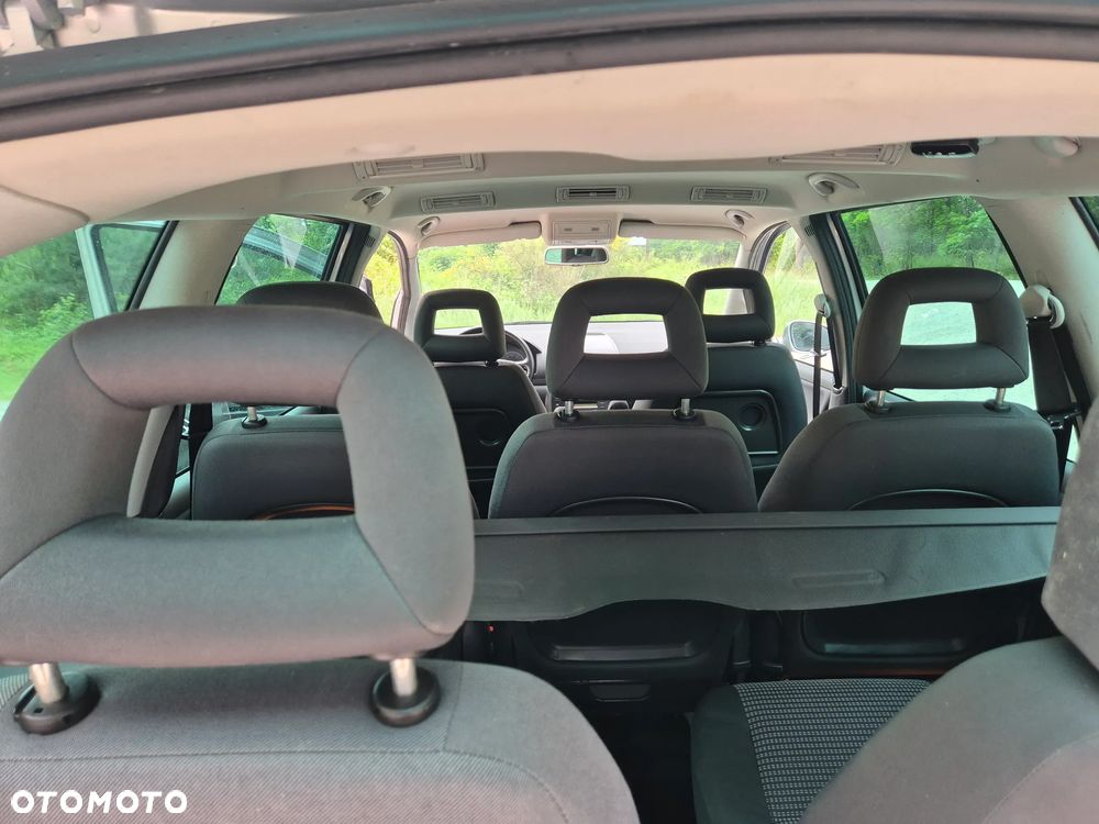 Seat Alhambra 1.8T Sport - 22