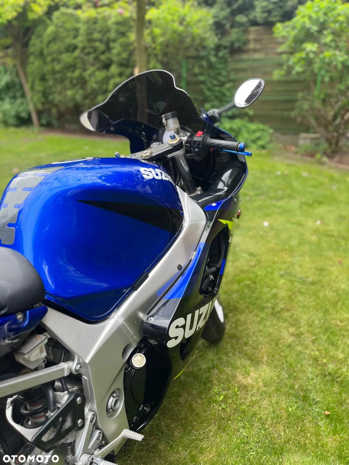 Suzuki GSX-R - 4