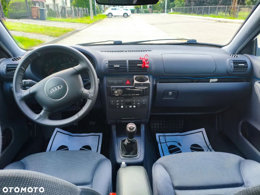 Audi A3 Sportback 1.6 Attraction - 6