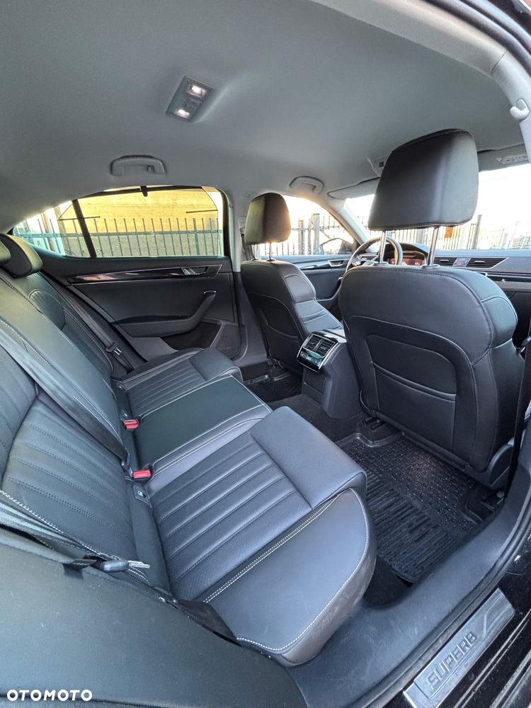 Skoda Superb 2.0 TSI 4x4 L&K DSG - 12
