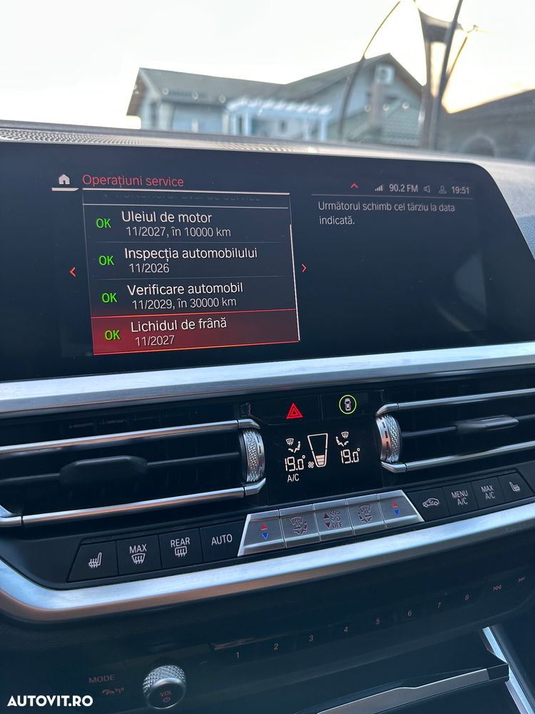 BMW Seria 3 320d Aut. xDrive Sport Line - 20
