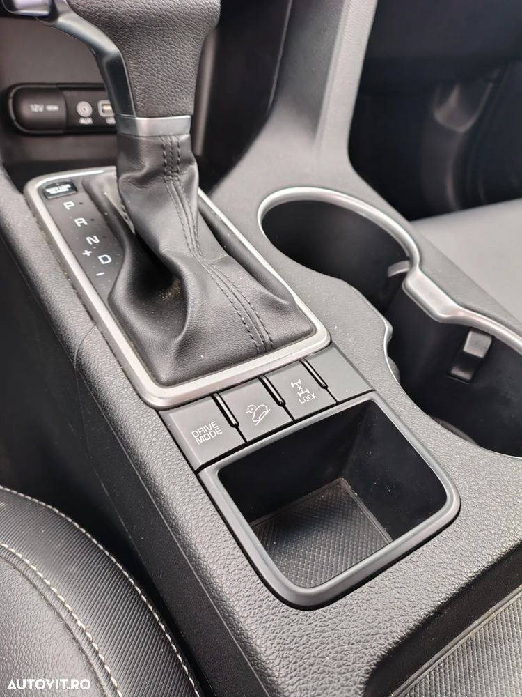 Kia Sportage 2.0 CRDI AWD Aut. VISION - 10