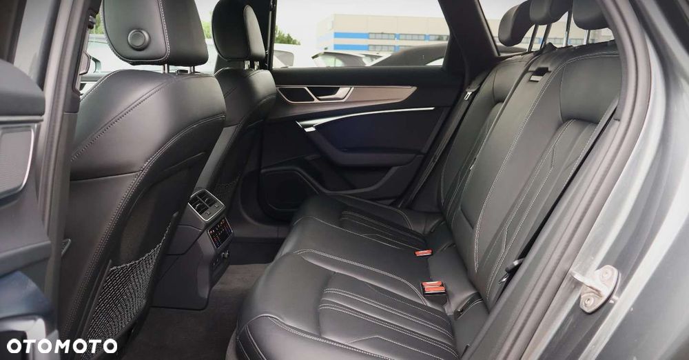 Audi A6 Avant 55 TFSI quattro S tronic S line - 13