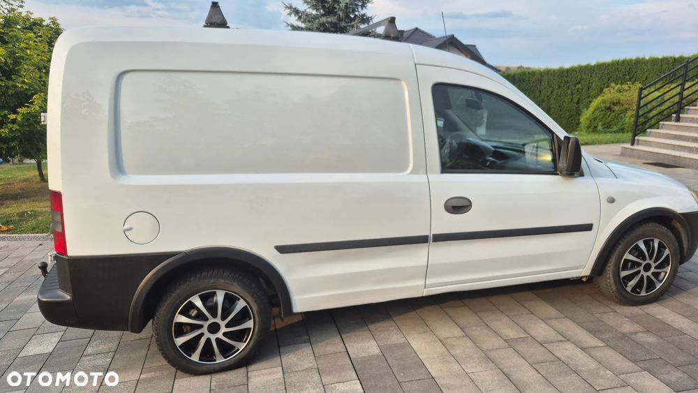 Opel Combo Tour Cosmo - 4