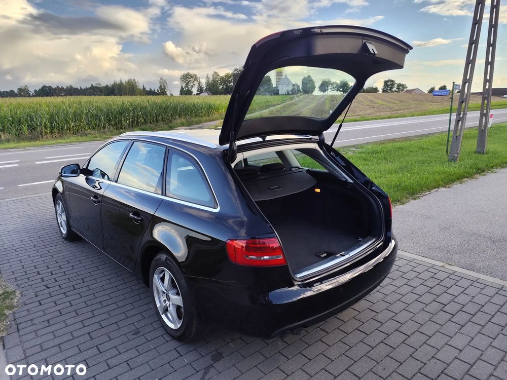 Audi A4 Avant 2.0 TDI - 9