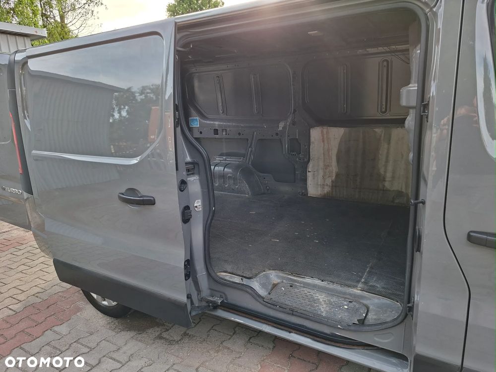Opel Vivaro - 5