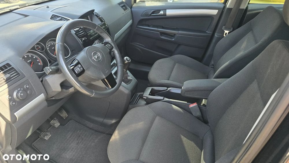 Opel Zafira 1.8 Innovation 110 Jahre - 16