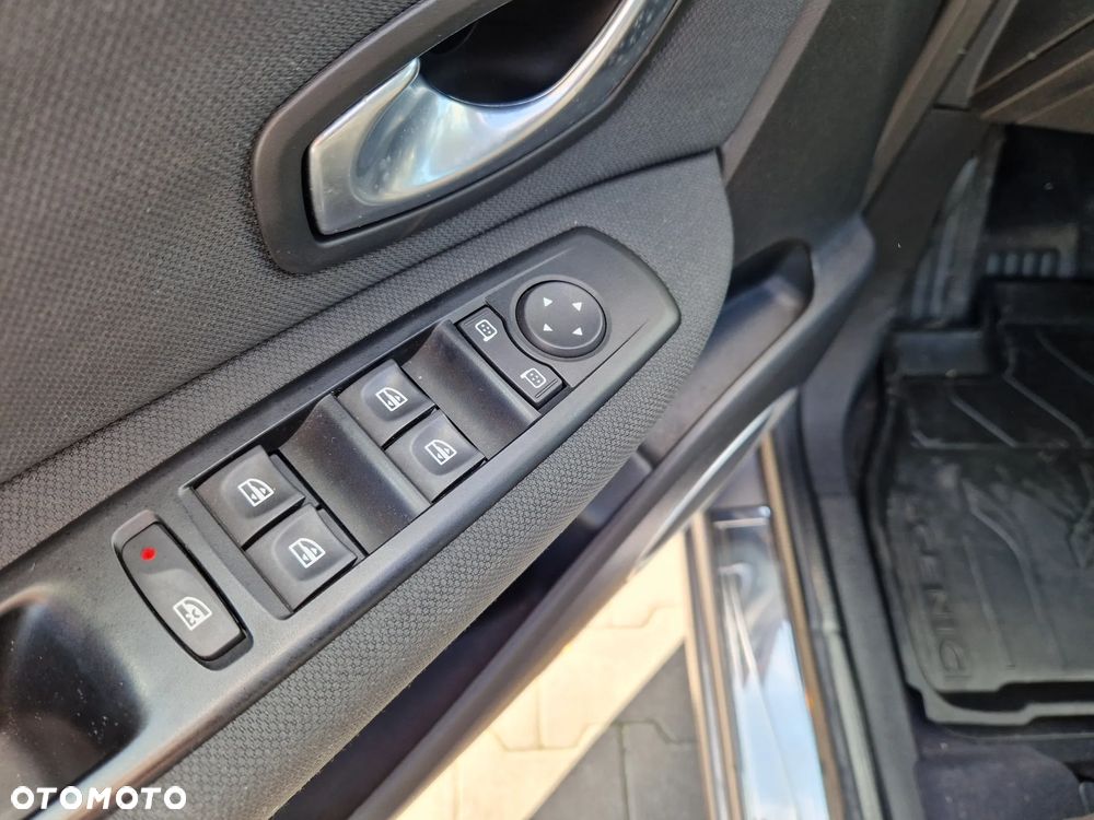 Renault Scenic 2.0 16V Tech Run - 18