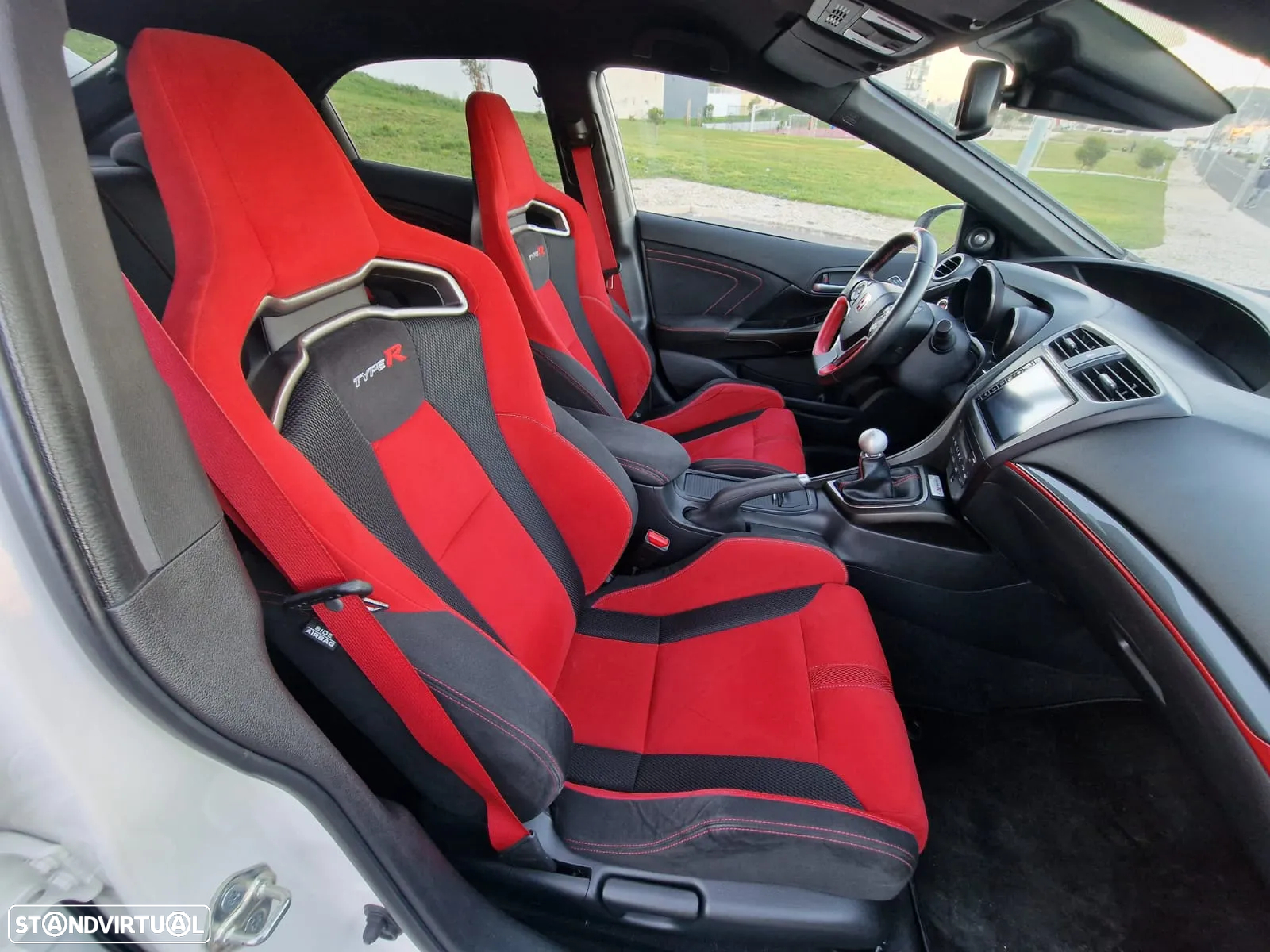 Honda Civic 2.0 VTEC Turbo Type R GT - 31
