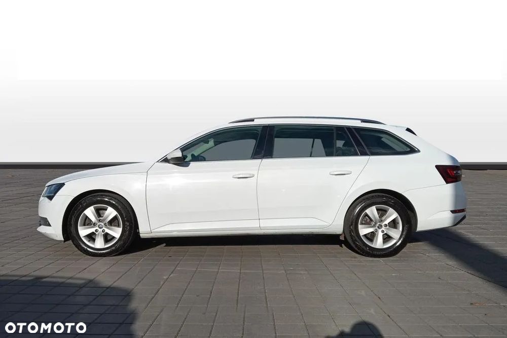 Skoda Superb 2.0 TDI Ambition DSG - 6