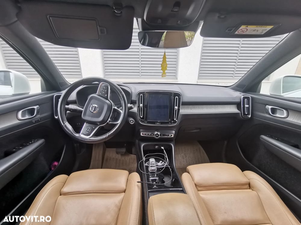 Volvo XC 40 D4 AWD Inscription - 7