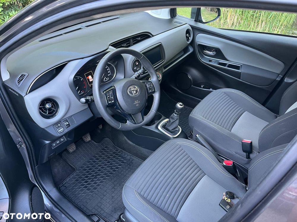 Toyota Yaris 1.5 Active - 8