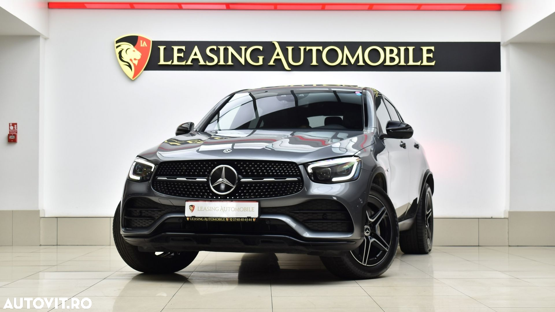 Mercedes-Benz GLC Coupe 300 e 4Matic 9G-TRONIC AMG Line - 2