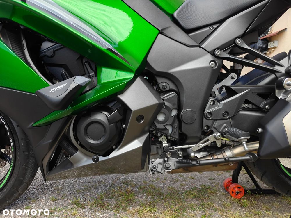 Kawasaki Ninja 1000 SX - 11