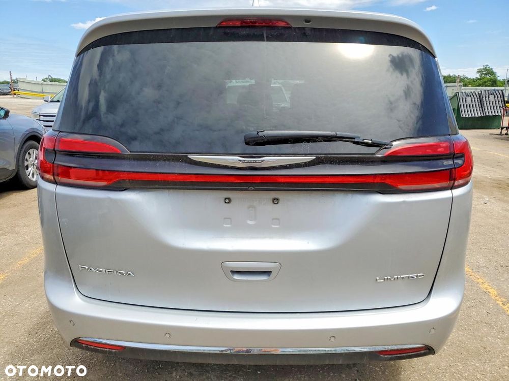 Chrysler Pacifica - 6