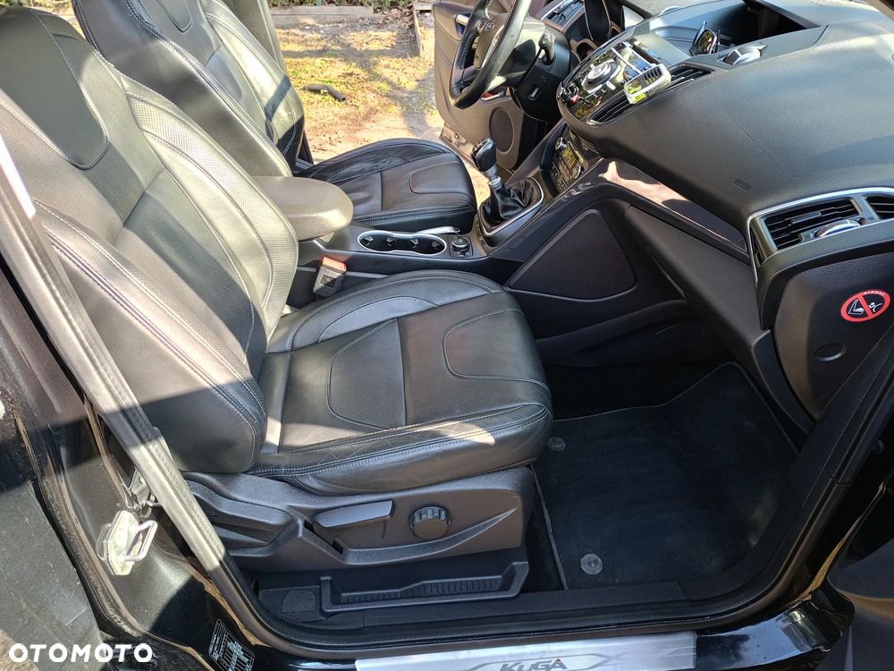 Ford Kuga 2.0 TDCi 4x4 Titanium - 11